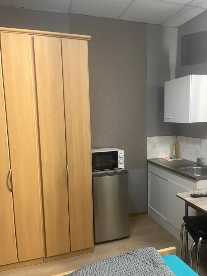 Hipokratios 3 Zimmer Mit Gemeinschaft Wc Furth Bagian luar foto